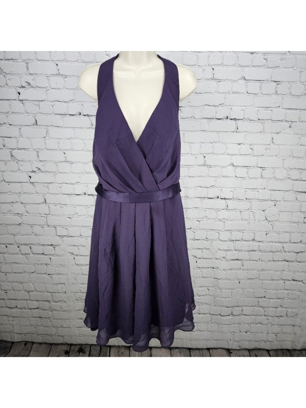 White Vera Wang Purple Chiffon Bow Tie Halter Satin Belted Pleated Midi Dress 18